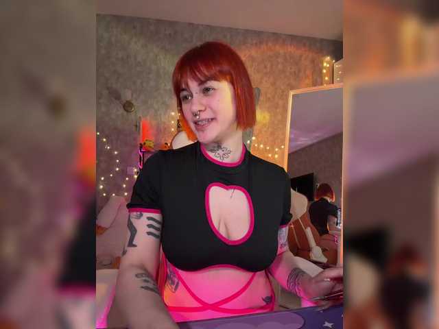 LolyMolly's BongaCams show and profile