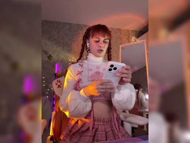 LolyMolly's BongaCams show and profile