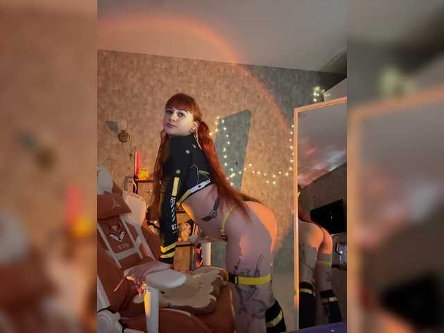 LolyMolly's BongaCams show and profile