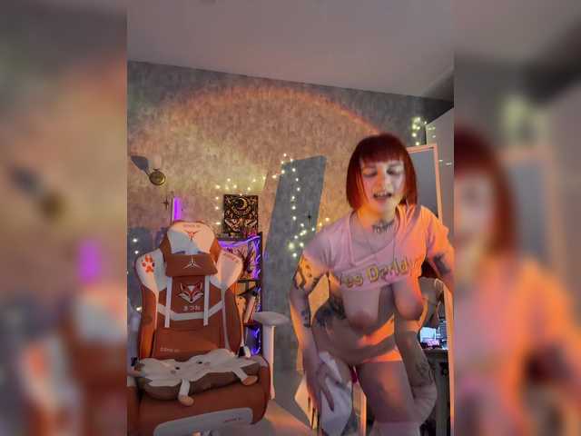 LolyMolly's BongaCams show and profile