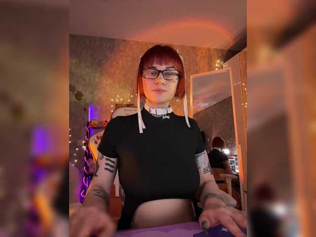 LolyMolly's BongaCams show and profile