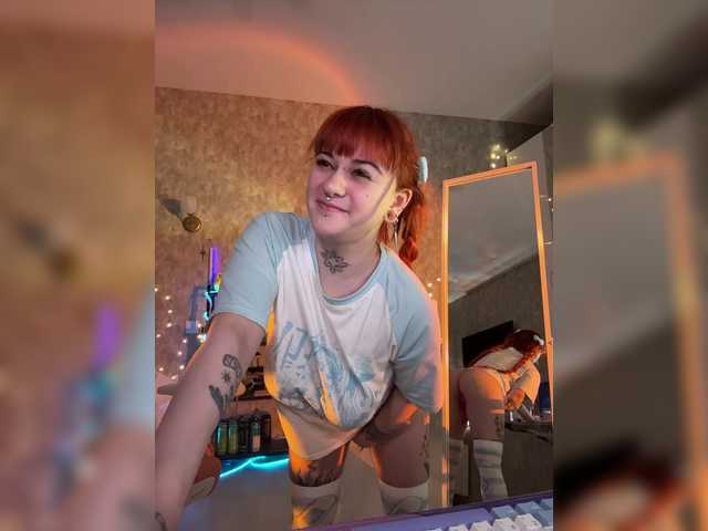 LolyMolly's BongaCams show and profile