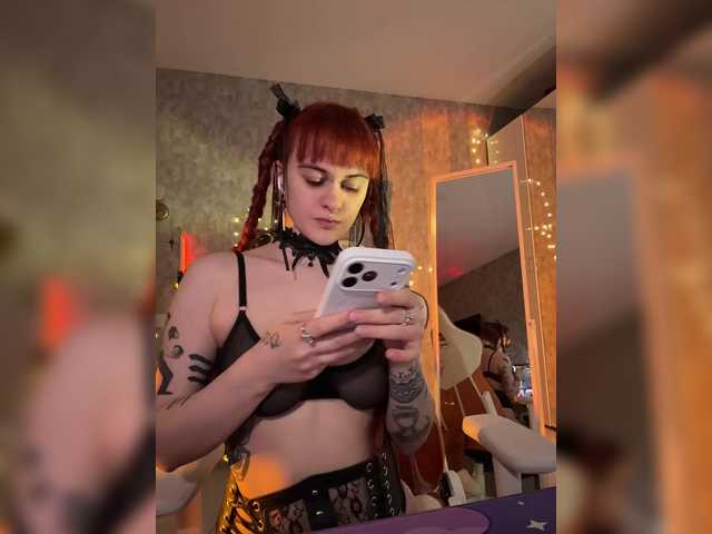 LolyMolly's BongaCams show and profile