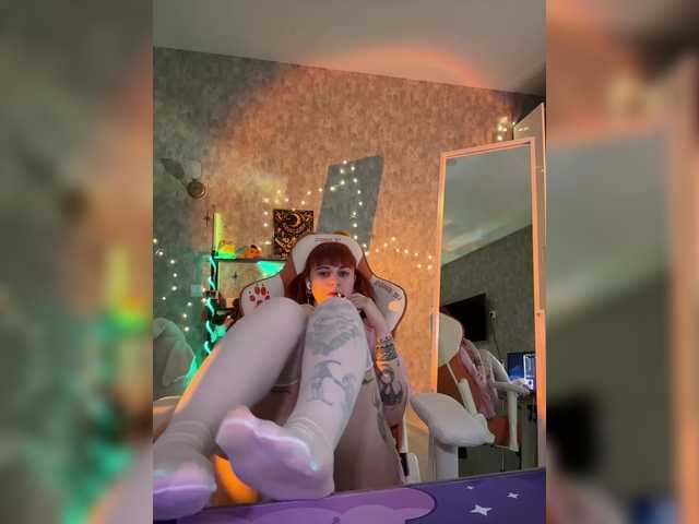 LolyMolly's BongaCams show and profile