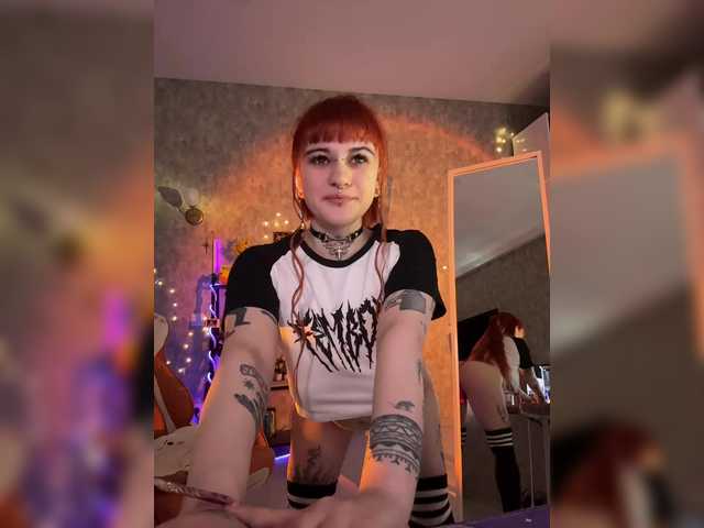 LolyMolly's BongaCams show and profile