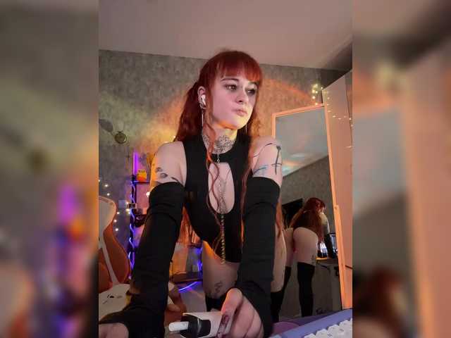 LolyMolly's BongaCams show and profile