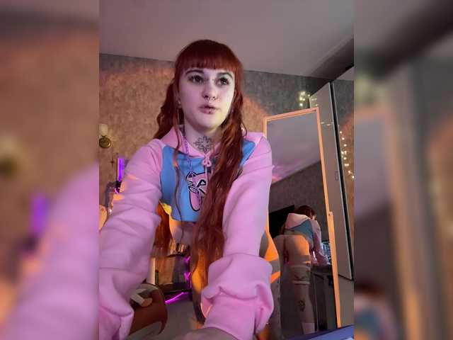 LolyMolly's BongaCams show and profile
