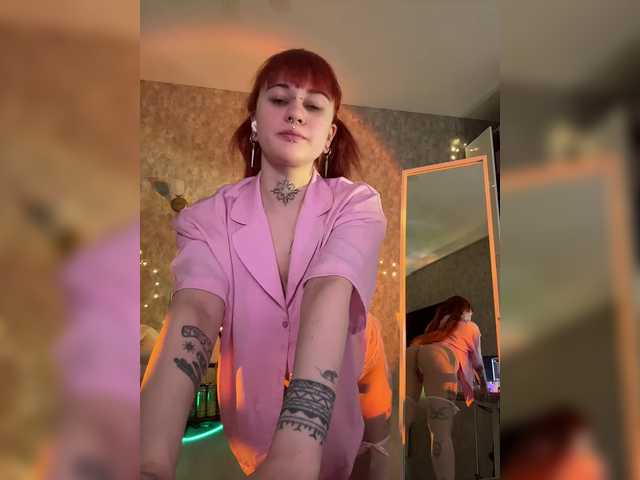 LolyMolly's BongaCams show and profile