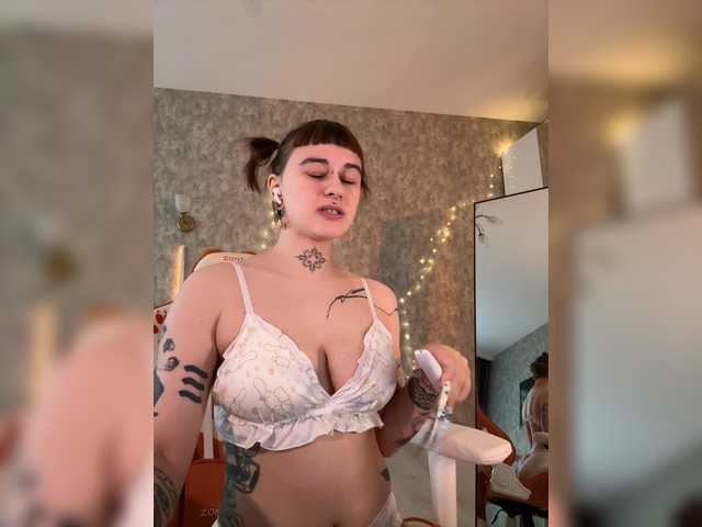 LolyMolly webcam
