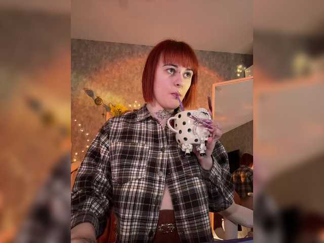 LolyMolly's BongaCams show and profile