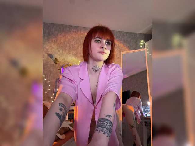 LolyMolly's BongaCams show and profile