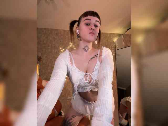 LolyMolly webcam
