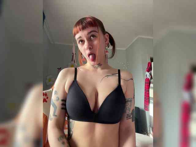 LolyMolly webcam