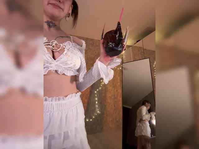 LolyMolly webcam