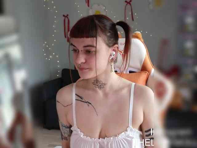 LolyMolly webcam