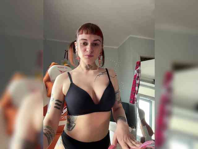LolyMolly webcam