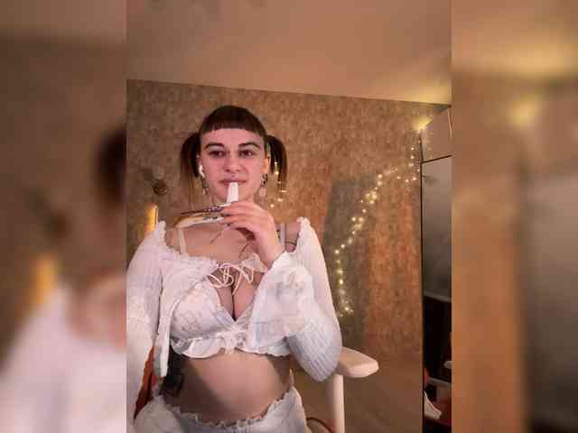 LolyMolly webcam