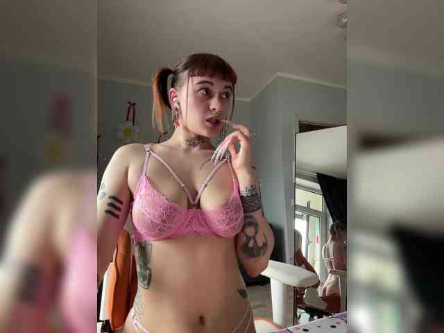 live porn cam LolyMolly