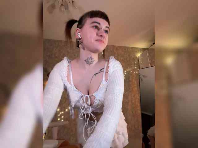 LolyMolly webcam