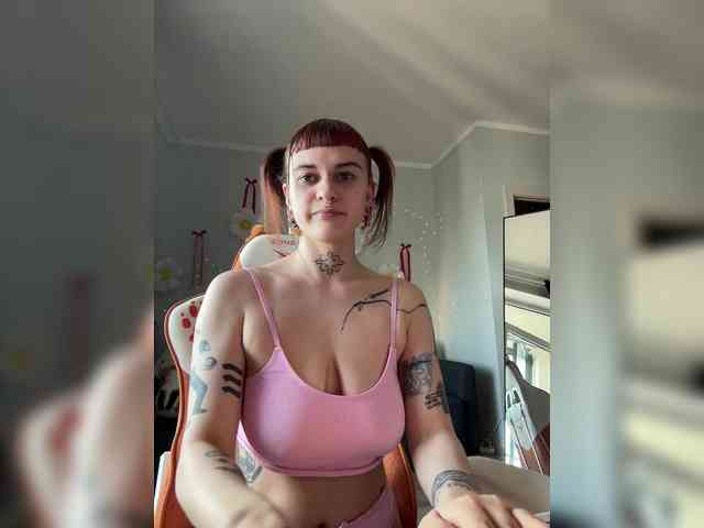 LolyMolly webcam