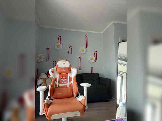 LolyMolly webcam