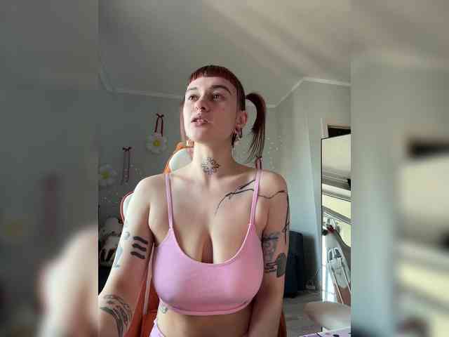 LolyMolly webcam