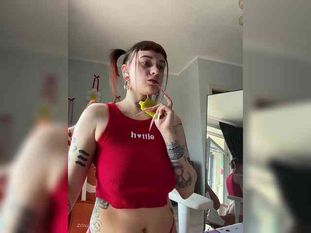 LolyMolly webcam