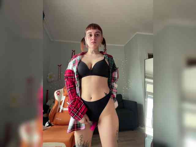 LolyMolly webcam