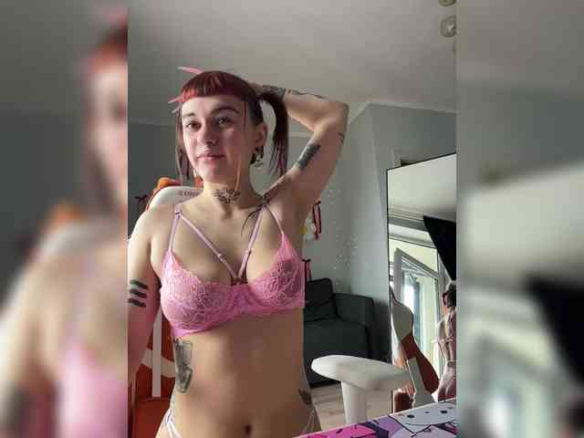 LolyMolly webcam