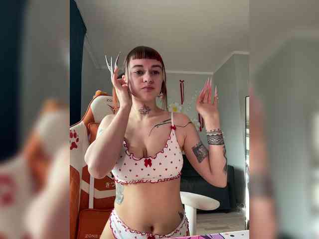 LolyMolly webcam