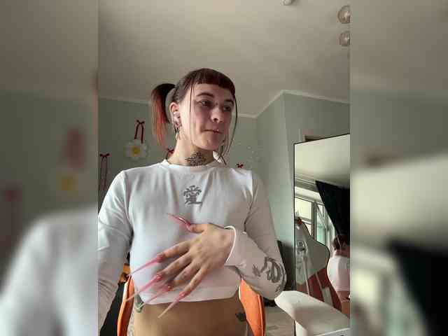 LolyMolly webcam