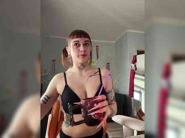 LolyMolly webcam