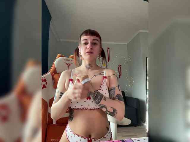 LolyMolly webcam