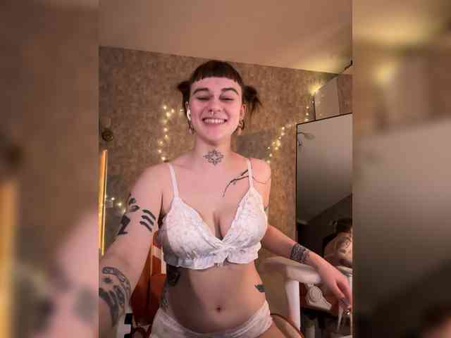 LolyMolly webcam