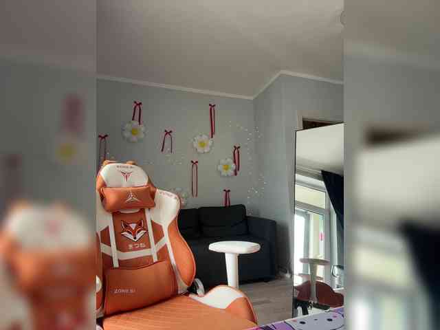 LolyMolly webcam