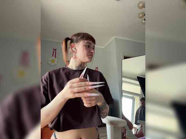 LolyMolly webcam