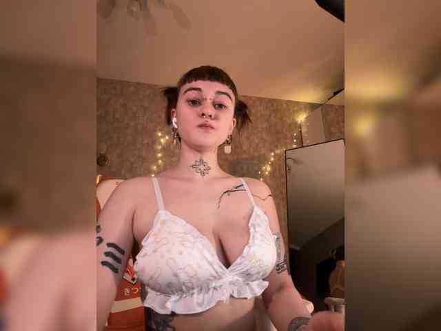 LolyMolly webcam