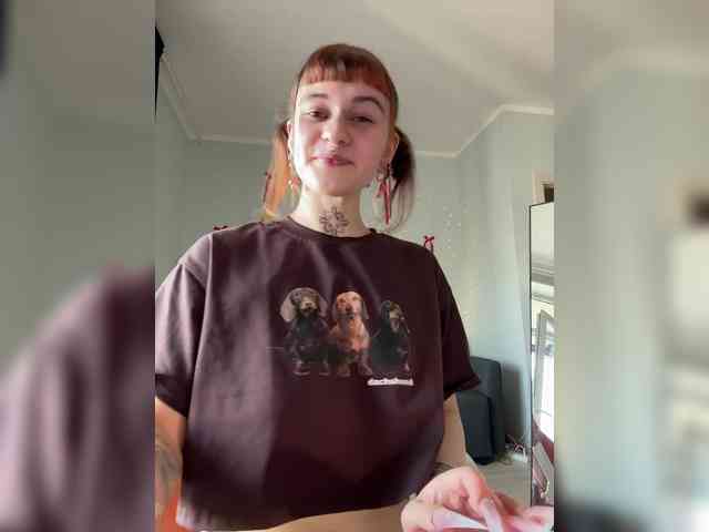 LolyMolly webcam