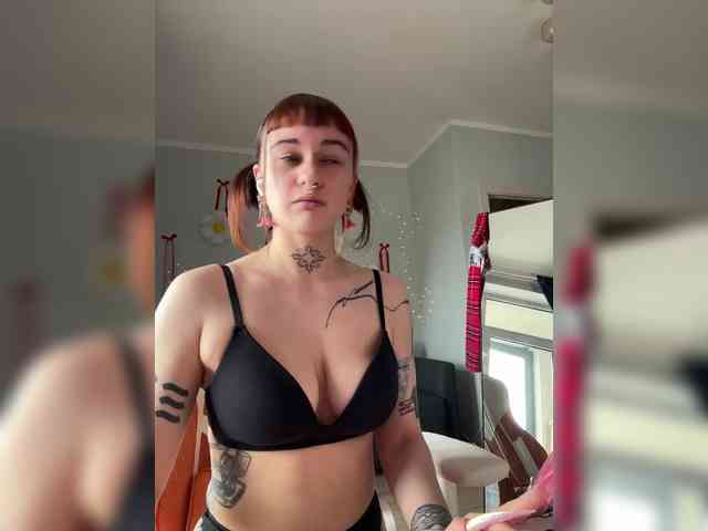LolyMolly webcam
