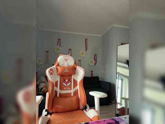 LolyMolly webcam