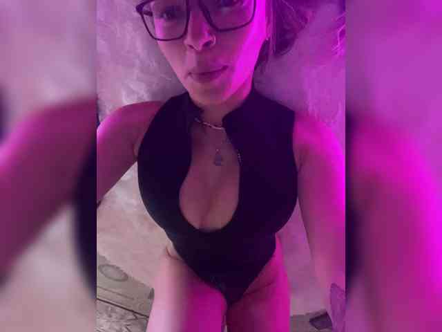 _YourGirl_6399 webcam