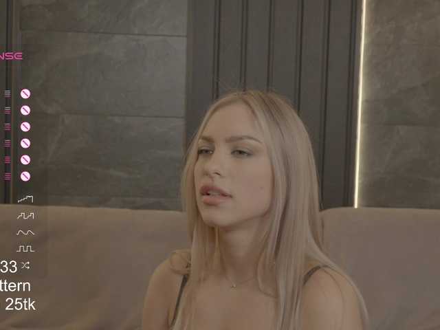 monchhichis's BongaCams show and profile