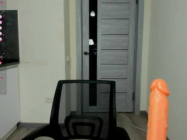 Yumikaa's BongaCams show and profile