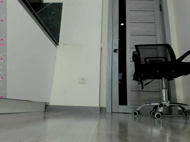 Yumikaa's BongaCams show and profile