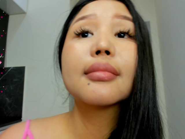 Yumikaa's BongaCams show and profile