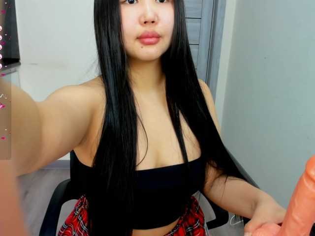 Yumikaa live cam profile