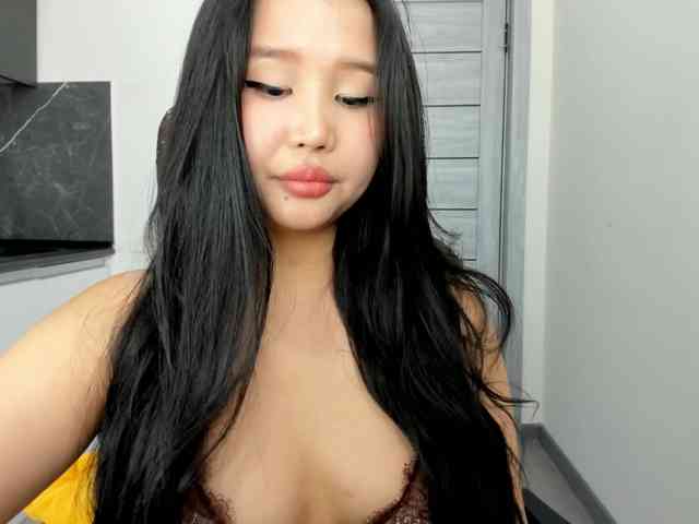 Yumikaa webcam