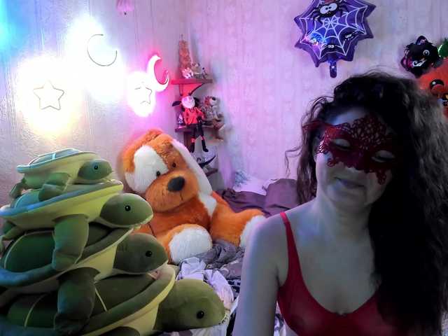 Kiki-Rich's BongaCams show and profile