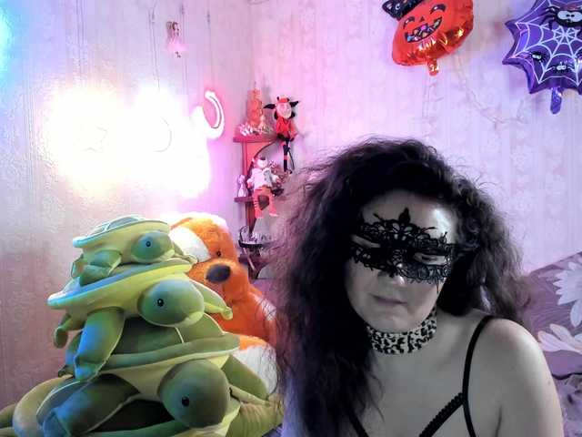 Kiki-Rich's BongaCams show and profile