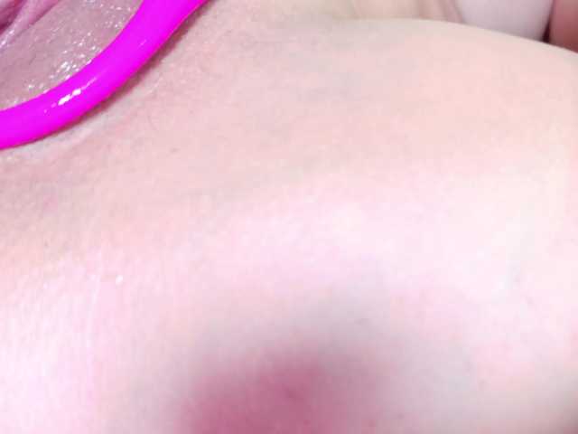 imeliza's BongaCams show and profile